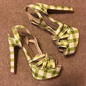 Checkerd heels